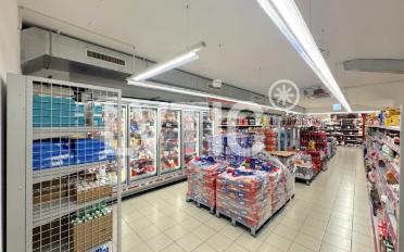 Commercial - image - 8