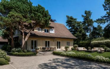 Villa 8.5 Zimmer - image - 1