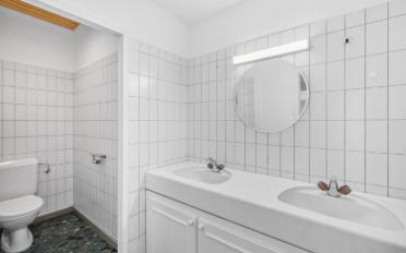 Bureau - image - 12