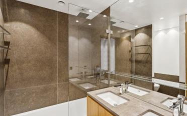 Apartment 6 rooms - image - 8