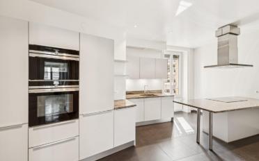 Wohnung 8.5 Zimmer - image - 8