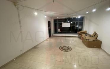 Centre commercial 1 pièce - image - 3