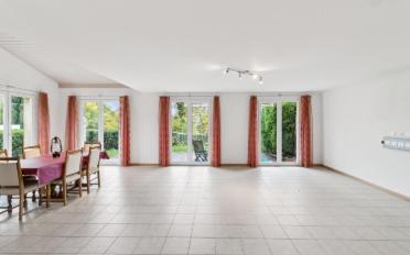 Doppeleinfamilienhaus 5.5 Zimmer - image - 3
