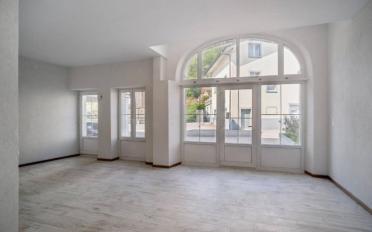 Mixed use property - image - 2