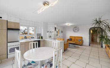 Doppeleinfamilienhaus 4.5 Zimmer - image - 1