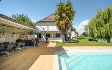 Maison 8 pièces - image - 2