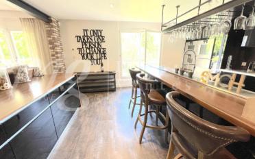 Apartment 6 rooms - image - 10