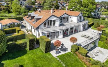 Einfamilienhaus 10 Zimmer - image - 1