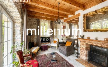 Furnished flat 6 rooms - image - 3