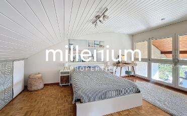 Furnished flat 6 rooms - image - 11