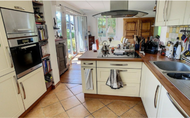 Villa - image - 5