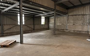 Lager 8 Zimmer - image - 2
