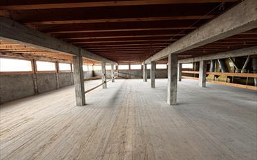 Lager 8 Zimmer - image - 6
