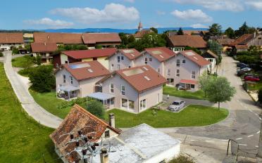 Maison contiguë 4.5 pièces - image - 1
