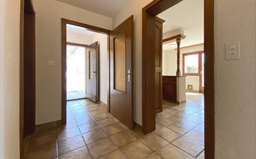 Villa - image - 6