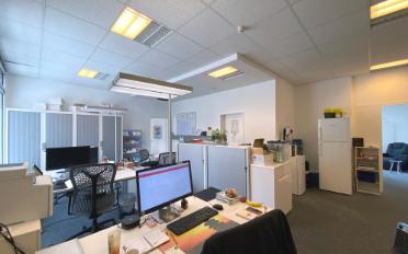 Bureau 3 pièces - image - 1