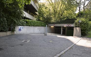 Tiefgarage ein Zimmer - image - 1