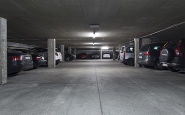 Tiefgarage ein Zimmer - image - 3