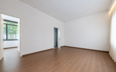 Apartment 6 rooms - image - 5