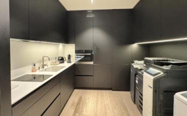 Office - image - 5