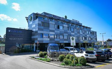 Commercial - image - 1