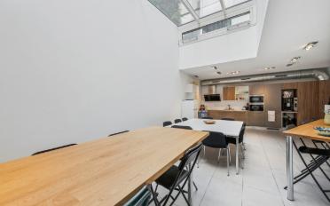 Commercial - image - 7