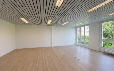Office - image - 6