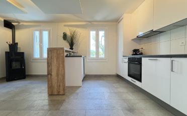 Office - image - 4