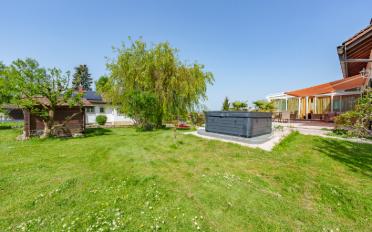 Villa 9.5 Zimmer - image - 2