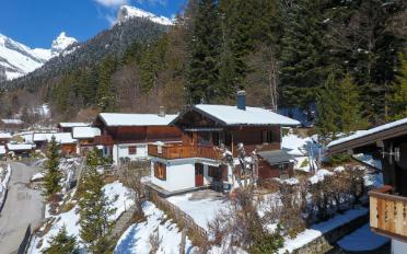 Chalet 5.5 pièces - image - 1