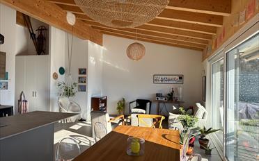 Terrace flat - image - 3