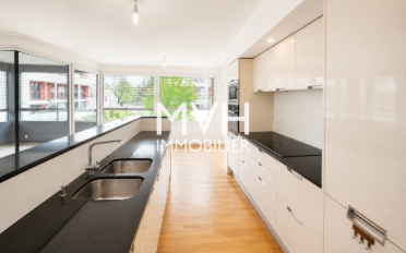 Apartment 6 rooms - image - 2