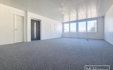 Office - image - 1