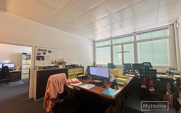 Office - image - 8