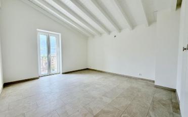 Residential building 7 rooms - image - 13