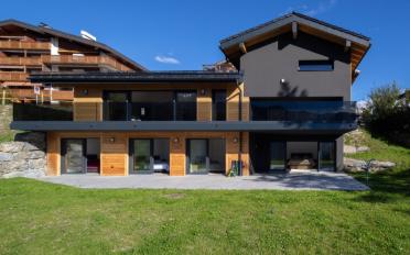 Chalet 5.5 pièces - image - 1