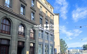 Office - image - 1