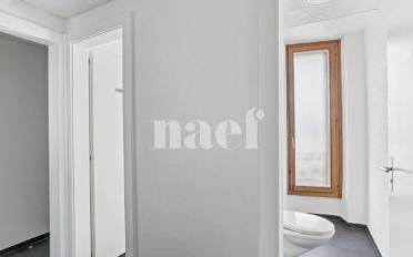 Office - image - 9