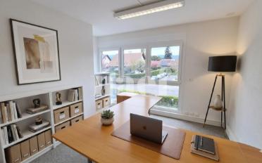 Office - image - 1
