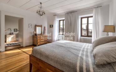 Villa 9.5 Zimmer - image - 11
