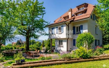 Villa 12.5 pièces - image - 1