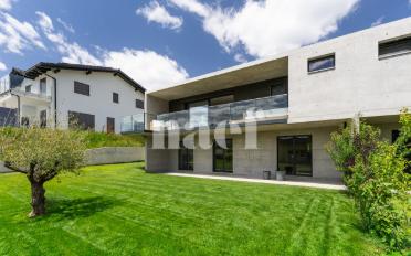 Doppeleinfamilienhaus 4.5 Zimmer - image - 1