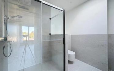 Apartment 4 rooms - image - 9