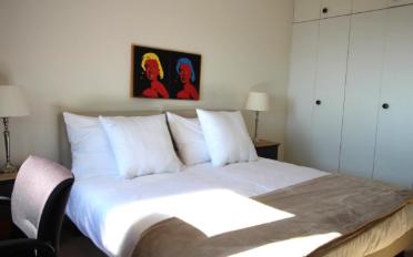 Furnished flat 4 rooms - image - 3