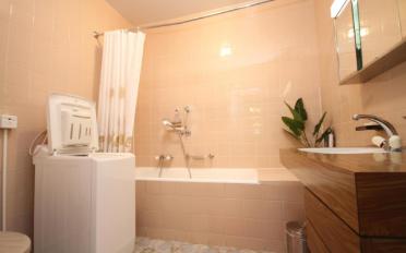 Furnished flat 4 rooms - image - 8