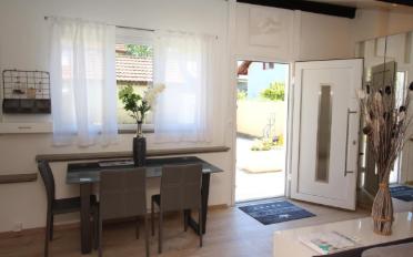 Furnished flat 4 rooms - image - 6