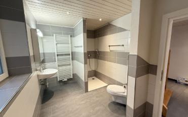 Einfamilienhaus 7.5 Zimmer - image - 2
