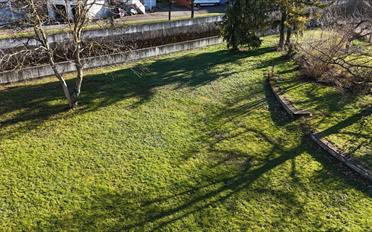Building land - image - 4