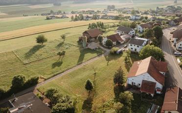 Building land - image - 2