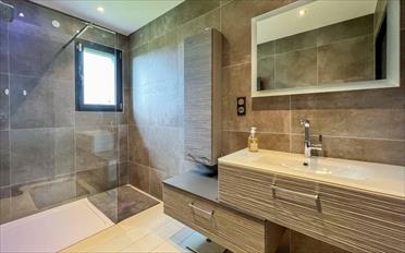 Villa 8 pièces - image - 10